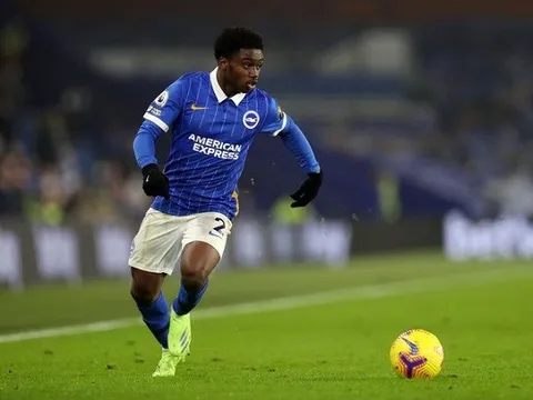 Arsenal liên hệ với "cơn lốc đường biên" của Brighton