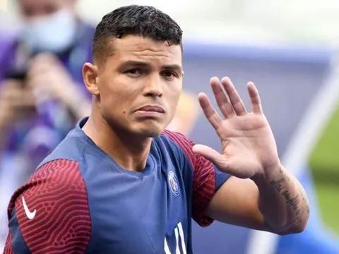 Lão tướng Chelsea được khen 'không điểm yếu, quá mạnh mẽ'