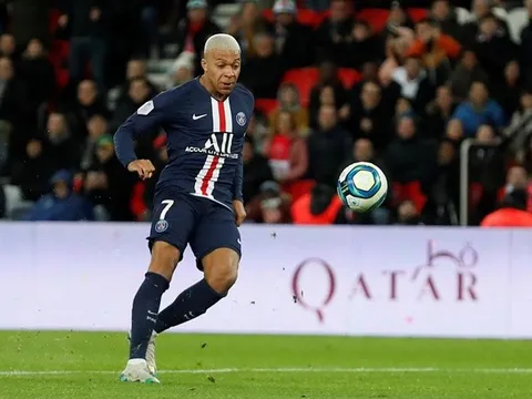 Lập cú đúp, Mbappe làm điều "50 năm có 1" ở Ligue 1