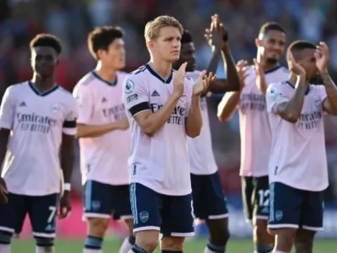Lập cú đúp, Odegaard nhắc nhở Arsenal