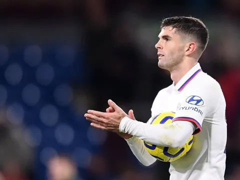 Lập hat-trick đẳng cấp, sao Chelsea làm điều 'dị biệt' sau trận