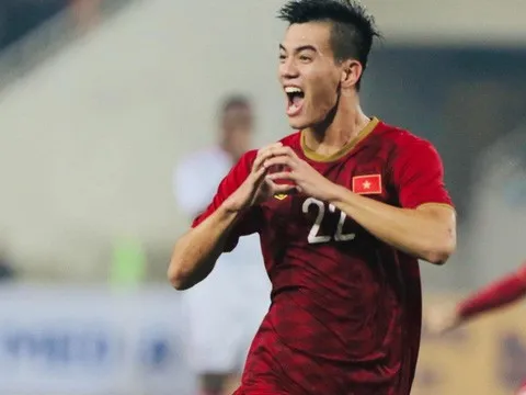 Lập siêu phẩm vào lưới UAE, người hùng Tiến Linh nói gì?