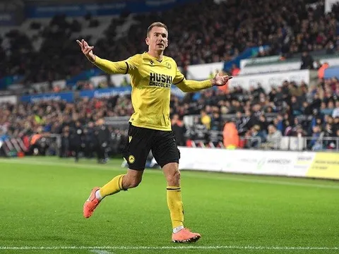 Tăng cường hàng công, Aston Villa chào mời chân chạy cánh đỉnh cao từ Championship