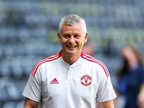 Lấy đi huyền thoại, Real trả lại cho Man Utd huyền thoại mới