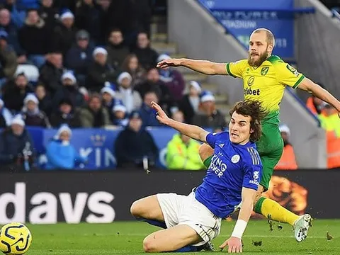 SỐC! Pukki đã gãy ngón chân ở trận hòa Leicester