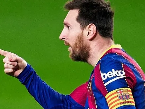 Leo Messi: “Không thể tin được trọng tài muốn phạt thẻ tôi”