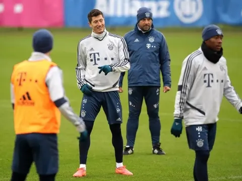 Lewandowski: "Ông ta là cái tên phù hợp, có thể trở thành HLV mới của Bayern"