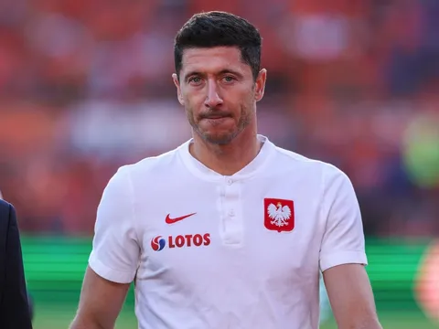 Lewandowski trực tiếp nói muốn tới Barca với Xavi