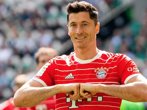 Barca ra giá lần 3 cho Lewandowski