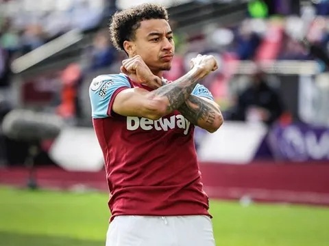 Lingard giành Bàn thắng đẹp nhất tháng ngay khi vừa đến West Ham
