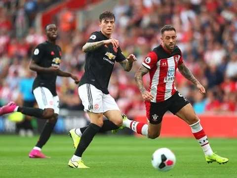 Vừa ghi bàn, sao Man Utd bị Solskjaer thẳng tay loại bỏ