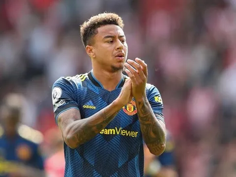 Jesse Lingard nổi giận vì cách hành xử của một Giám đốc Man Utd