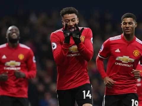 2 cầu thủ gắn bó lâu năm của M.U được khuyên nên lập tức ra đi