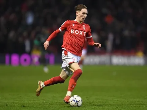 Lính đánh thuê của Man Utd lại gây ấn tượng cùng Nottingham Forest