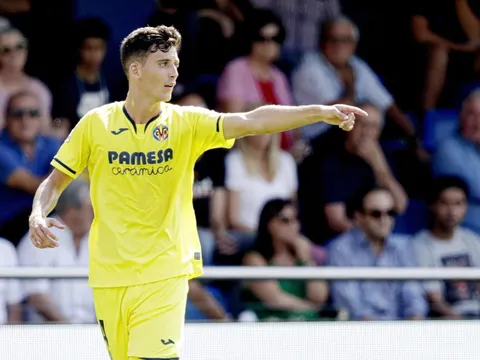 Liverpool đối đầu M.U vì “máy phối bóng” tuyến sau