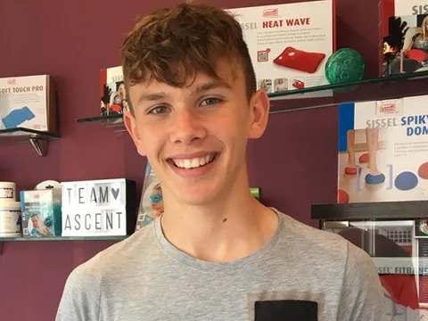 Liverpool gửi đề nghị, mang sao mai hàng phòng ngự về sân Anfield