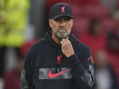 Liverpool nhận loạt cú sốc, bóng ma ùa về ám ảnh Klopp