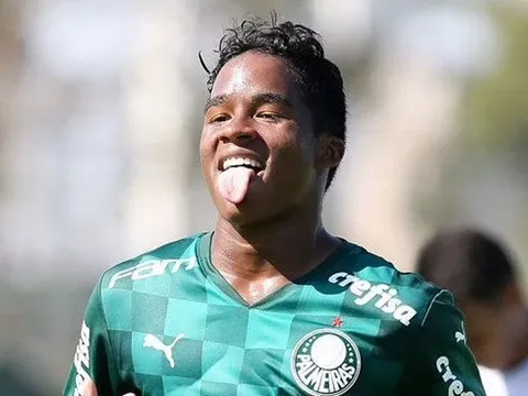 Liverpool tiếp cận thần đồng được Real, Barca theo đuổi