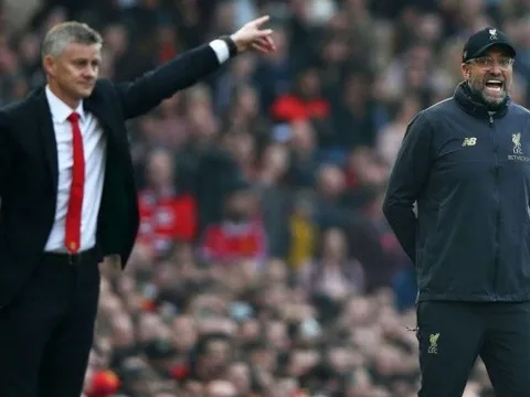 Liverpool và Man Utd đại chiến vì "đá tảng" 50 triệu bảng