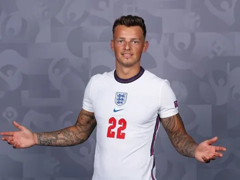 Lộ diện cầu thủ Arsenal làm công tác tuyển trạch Ben White