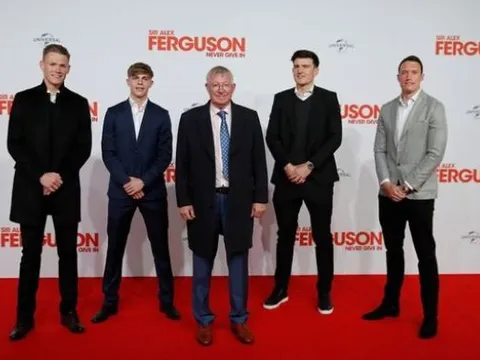 Lộ hình ảnh mới nhất của Maguire, fan Quỷ đỏ thở phào