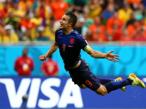 Van Persie hồi tưởng khoảnh khắc 'Hà Lan bay' tại World Cup 2014
