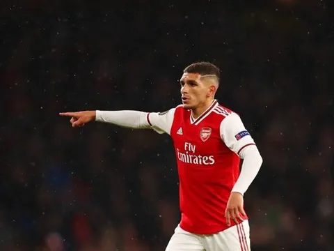 Arsenal gật đầu với đối tác, 'Kante Nam Mỹ' trên đường rời Emirates