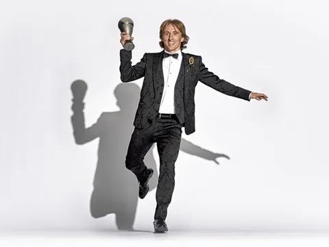 Luka Modric 35 tuổi: Gương mặt bình dị trong ngôi đền Quả bóng vàng