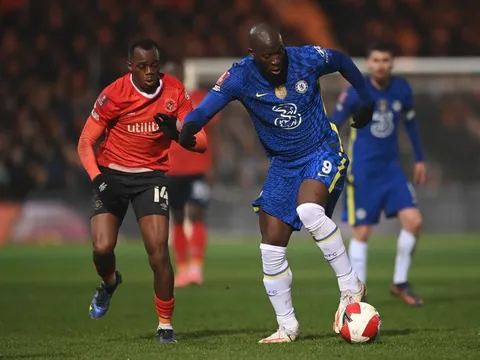 Báo Italy: 'Lukaku giảm lương để rời Chelsea'