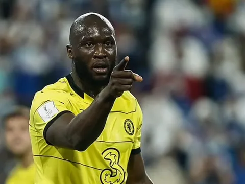 Lukaku truyền tải thông điệp khó hiểu