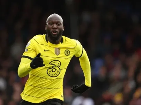 Lukaku chạm bóng 2 lần trong 1 hiệp, Tuchel thừa nhận do thiếu 2 sao Chelsea