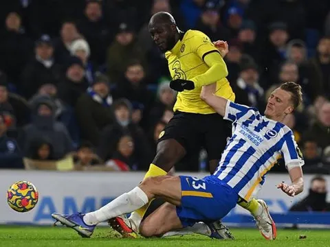 Lukaku trở thành vấn đề với Chelsea