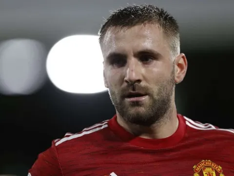 Luke Shaw ca ngợi 1 đồng đội sau trận thua Wolves