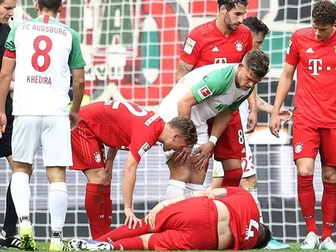 Quá rõ phản ứng của Joachim Low khi đứng trước viễn cảnh mất "trung vệ thép"