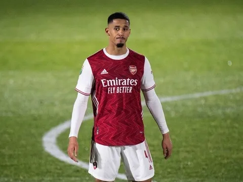 Lý do khiến Arteta không thể loại bỏ Saliba