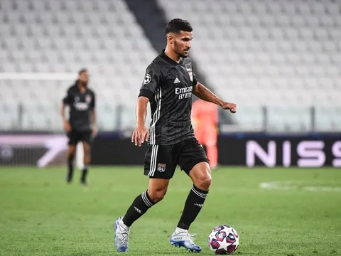 XONG! Đại diện Lyon xác nhận lại, Arsenal cùng Barca rơi vào bế tắc