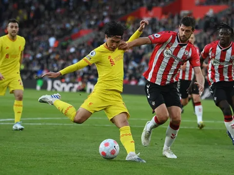 Klopp cần giải thoát cho Minamino