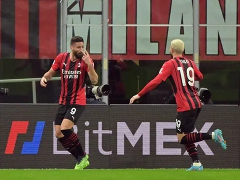 Giroud lập cú đúp trong chiến thắng 4-0 của Milan