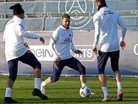 PSG bùng phát Covid-19, Messi vắng bóng trên sân tập