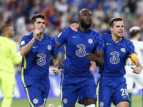 Mặc cho sự đình chỉ, Chelsea có quyết định về Three