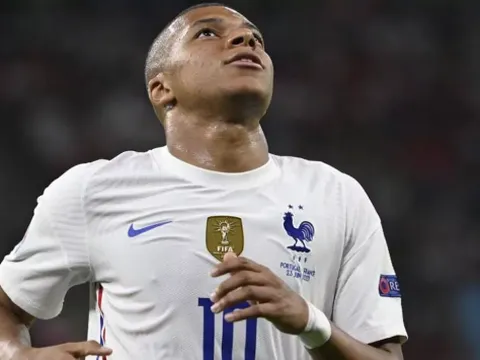Mặc PSG tung động thái cuối, Mbappe vẫn dứt tình để đến Real?
