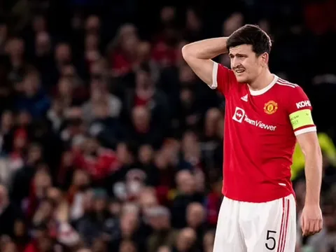 Carragher chỉ ra lý do khiến Maguire khó lấy lại phong độ