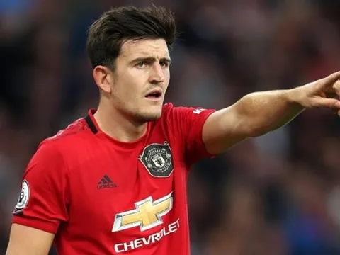 Maguire: "Cậu ấy đặc biệt, nhưng cần tiếp tục cúi thấp đầu xuống và giữ sự tập trung"