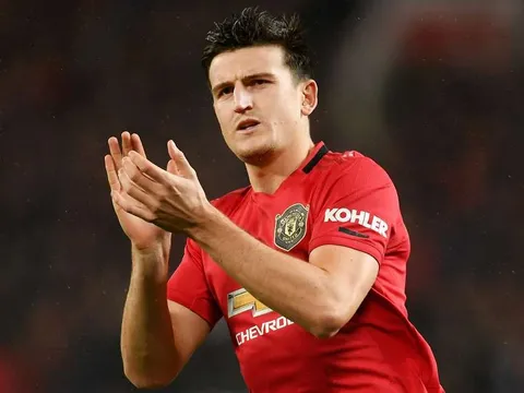 "Maguire đá như một tên nghiệp dư"
