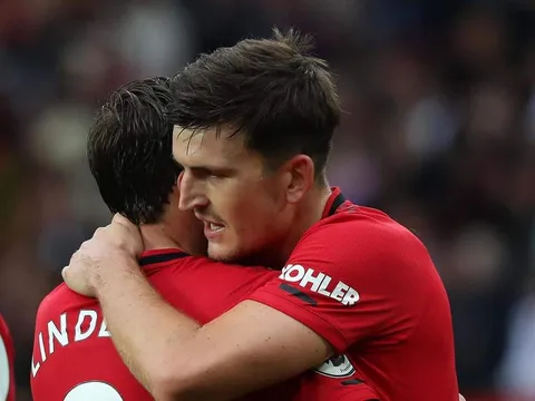 Man Utd tranh trung vệ với Arsenal: Đừng dại mà mắc sai lầm