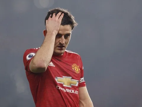 Maguire 'ngựa quen đường cũ', suýt hóa tội đồ làm Man Utd mất điểm