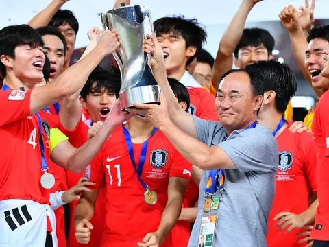 Malaysia sắp chốt HLV Hàn Quốc thay Tan Cheng Hoe