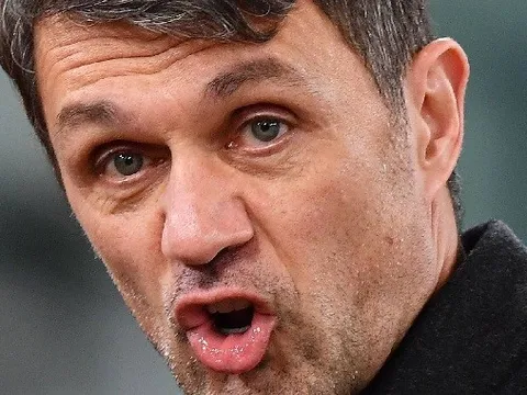 Maldini chơi dao, Milan đứt tay