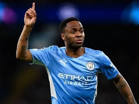 Chelsea đạt thỏa thuận mức phí chiêu mộ Sterling