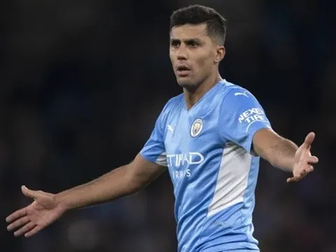 Man City chuẩn bị tưởng thưởng cho Rodri